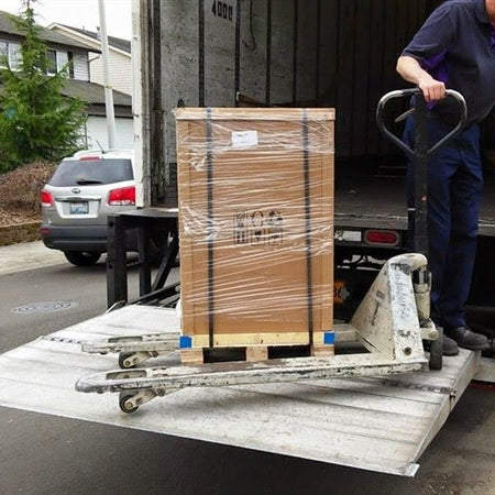 Liftgate Delivery – Wood Splitter Outlet